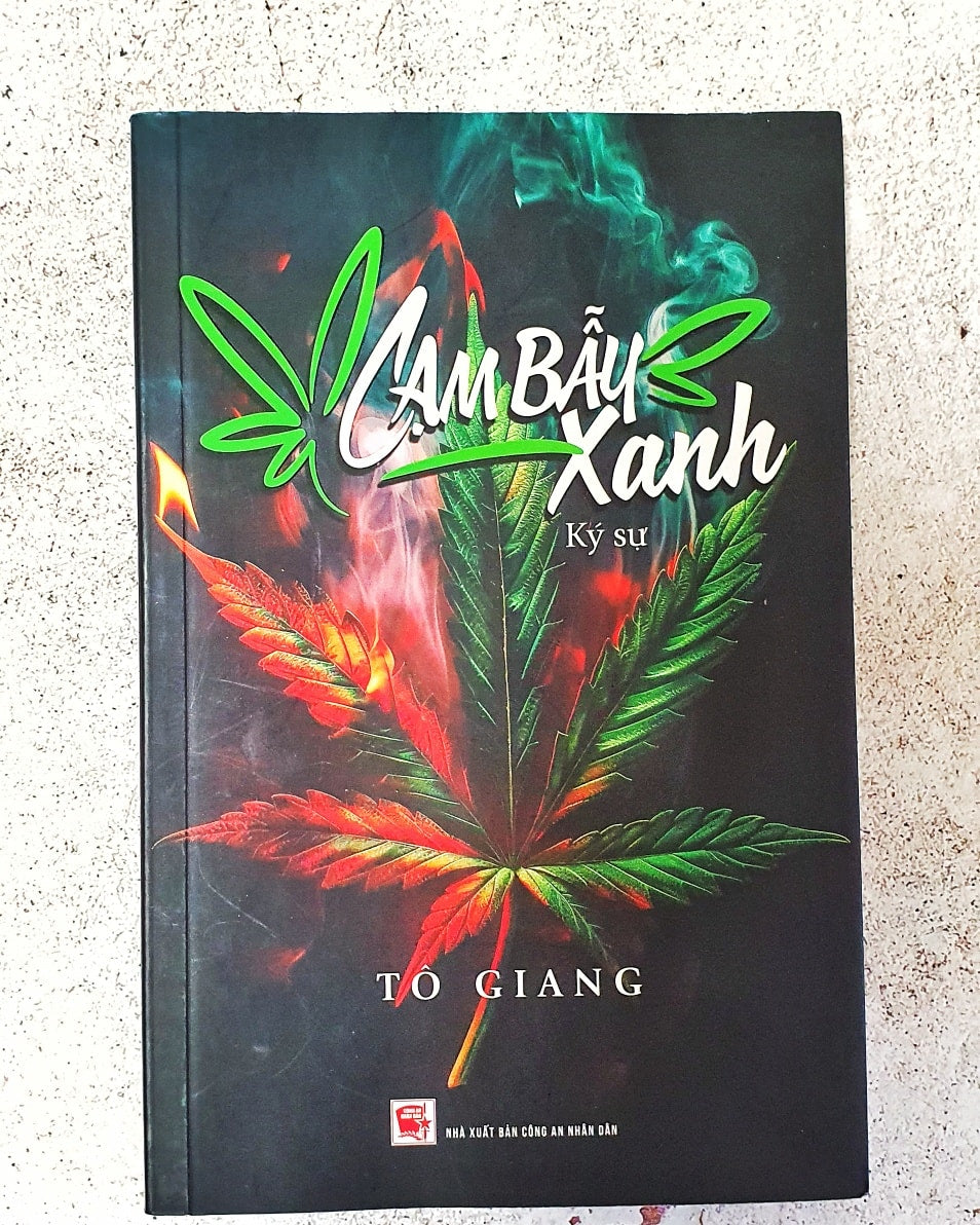 Cạm Bẫy Xanh