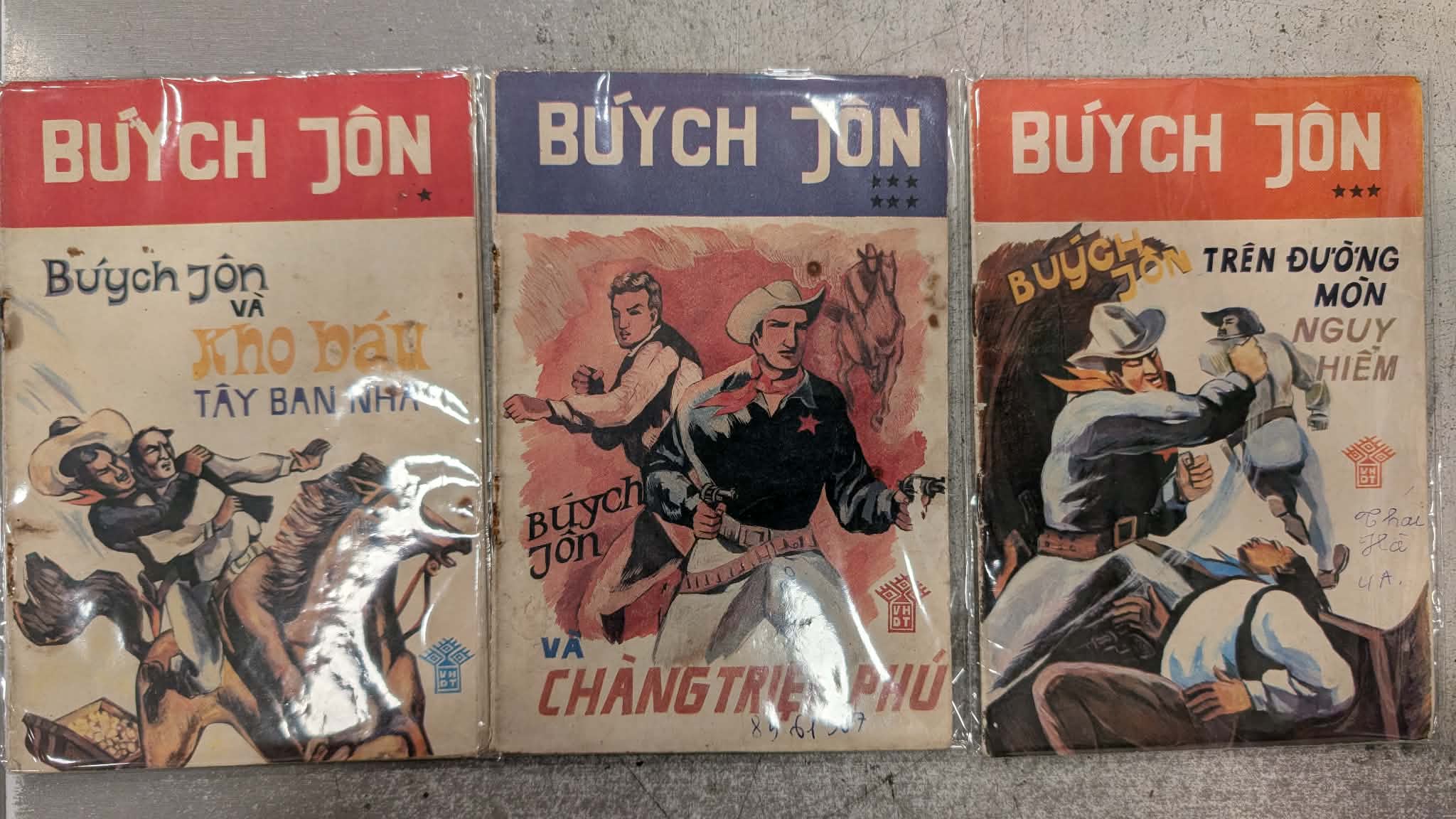 Búych Jôn (3 tập)