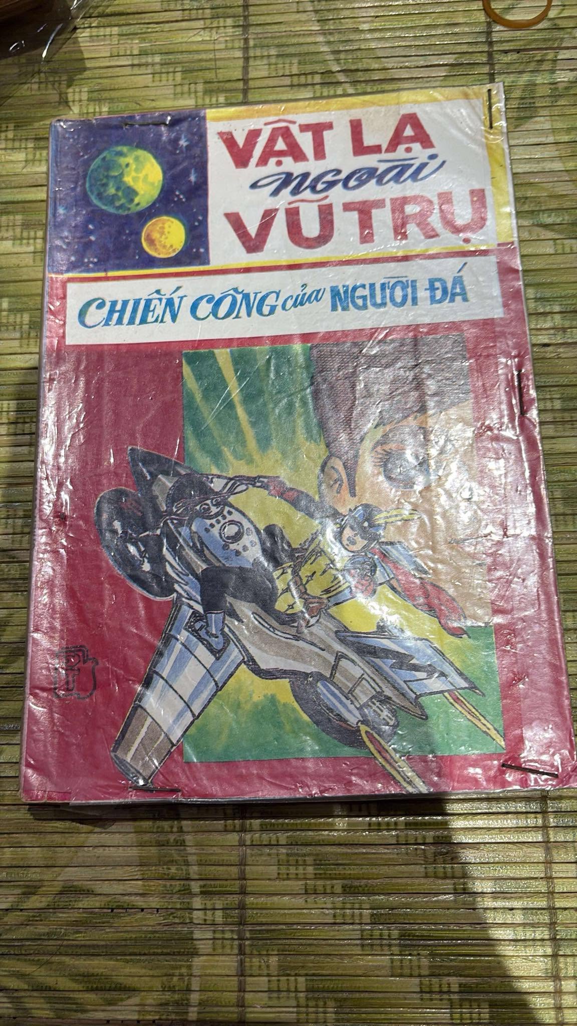 Vật lạ ngoài vũ trụ (trọn bộ 5 tập)
