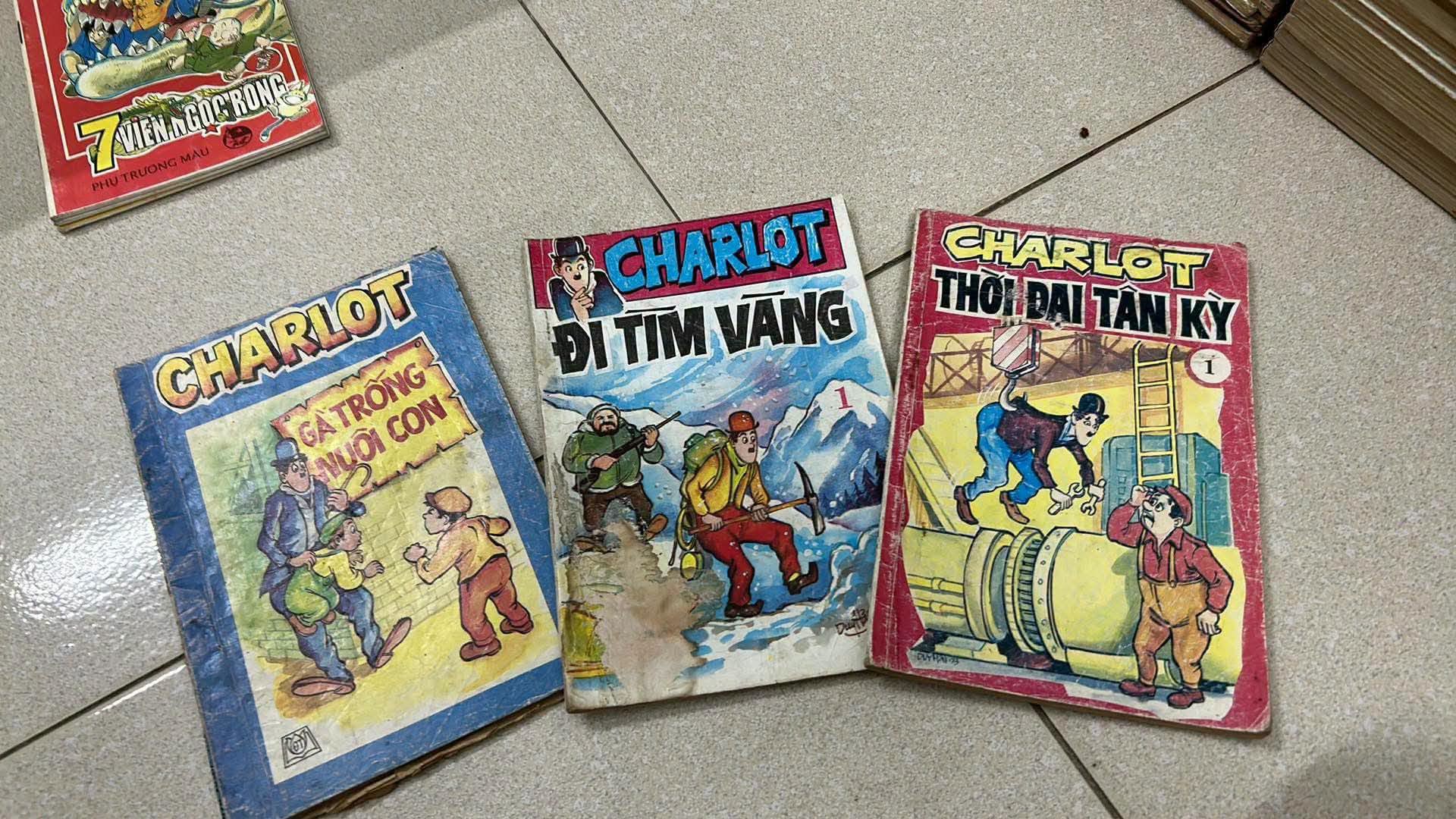 Charlot (3 tập)
