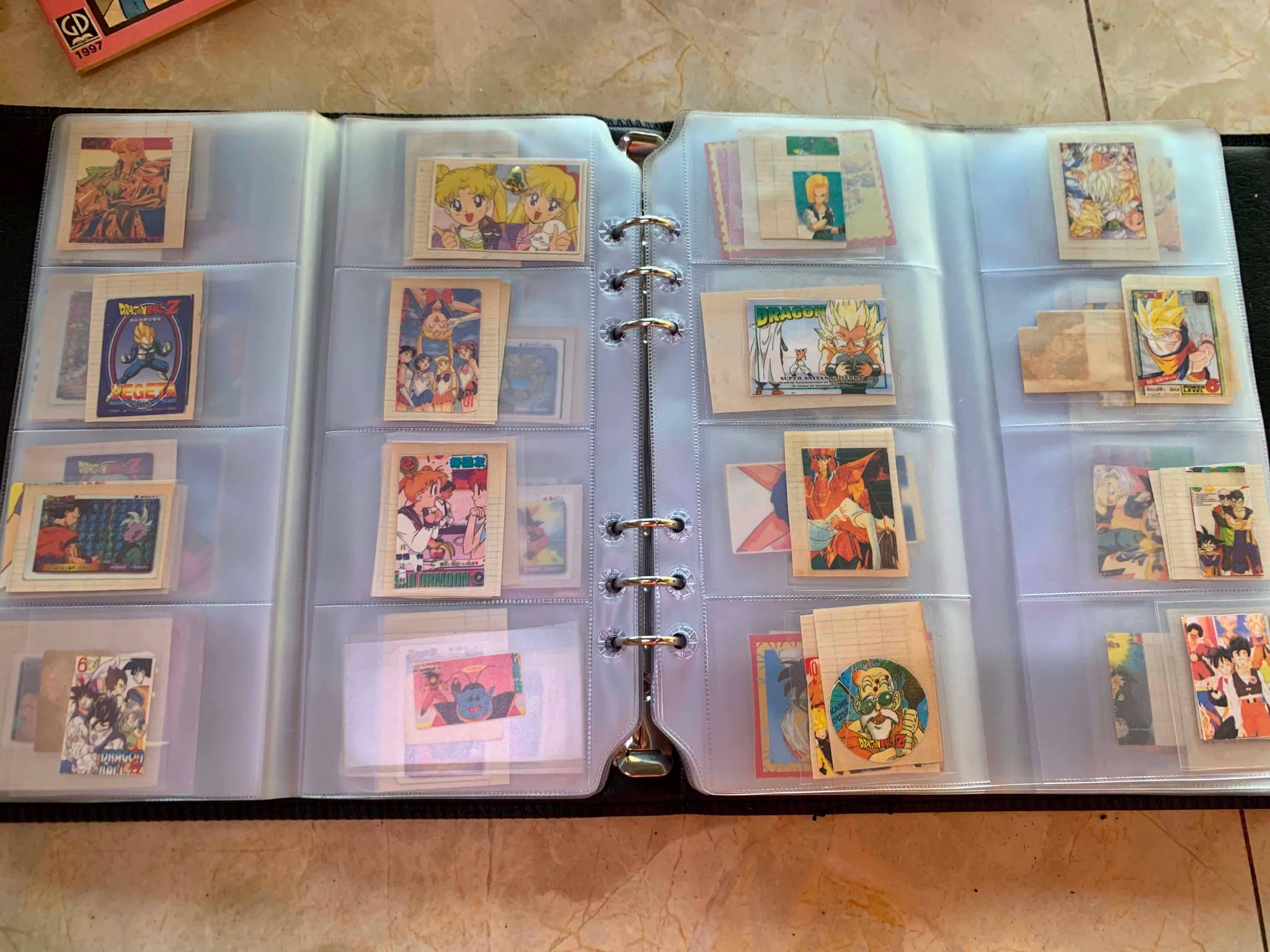Album gồm hơn 400 tấm hình Dragon Balls