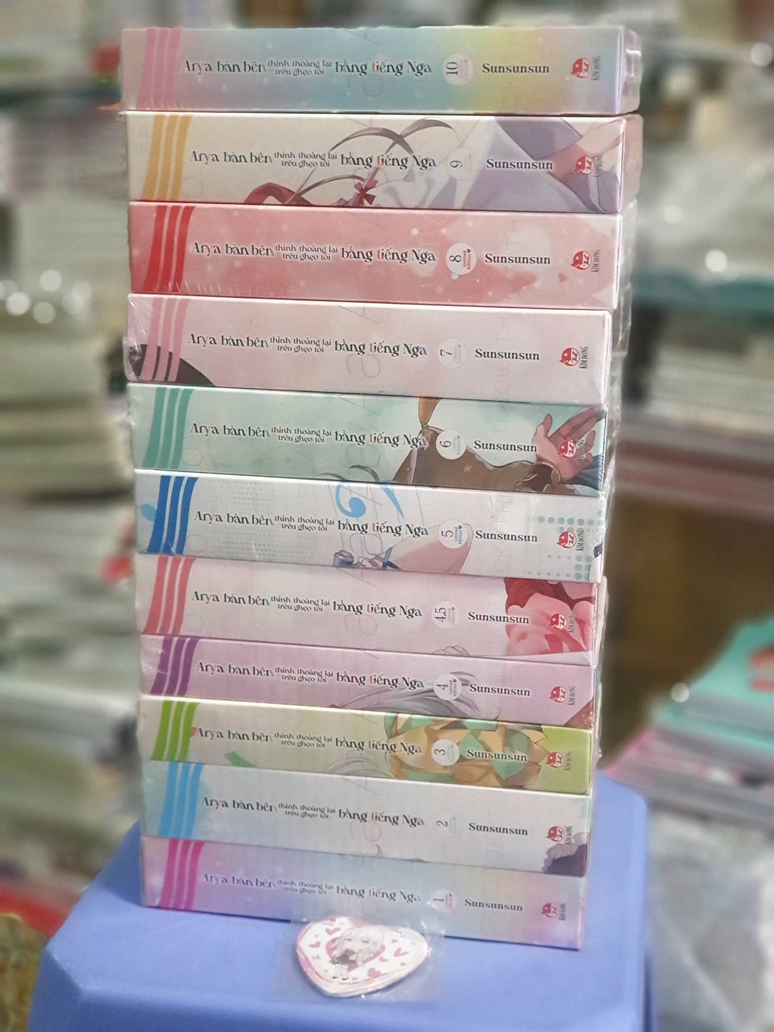 Arya Bàn Bên Thỉnh Thoảng Lại Trêu Ghẹo Tôi Bằng Tiếng Nga (4 /10 tập)