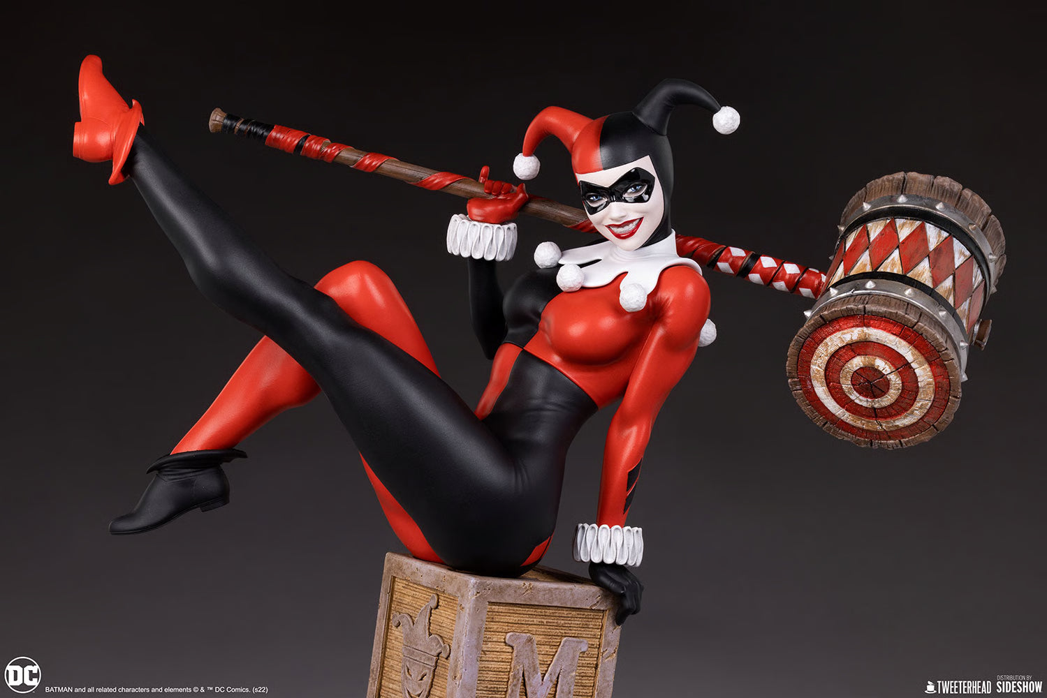 Sideshow The Harley Quinn On Throne (Deluxe) Maquette 1/4 scale