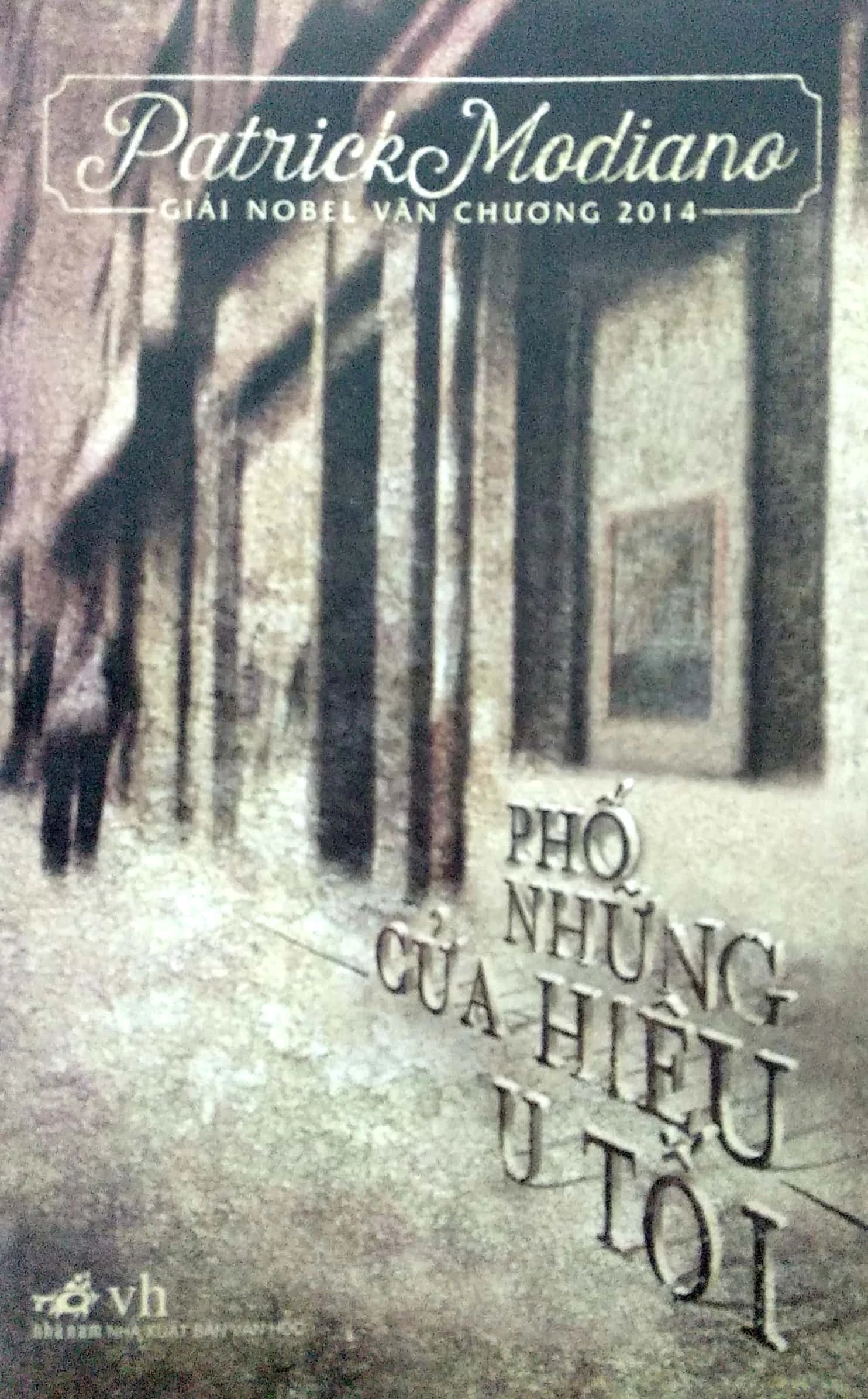 Phố Những Cửa Hiệu U Tối